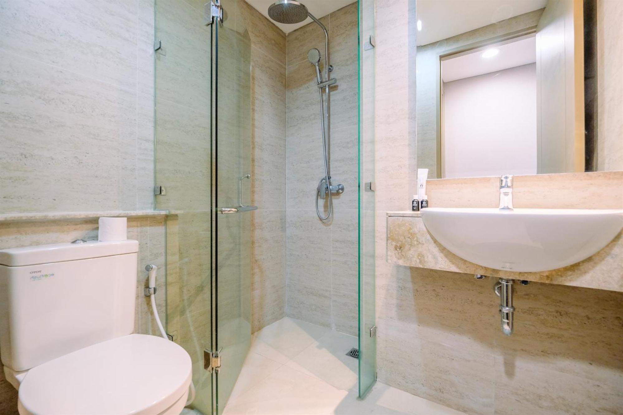 Comfortable 1br At Gold Coast By Travelio Jakarta