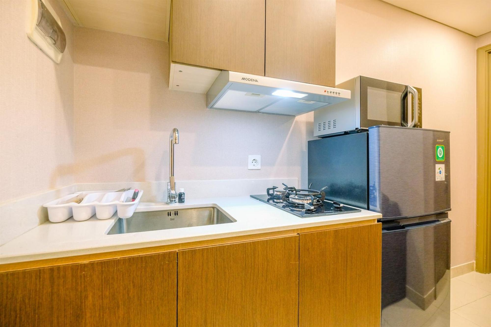 Apartemen Comfortable 1br At Gold Coast By Travelio *