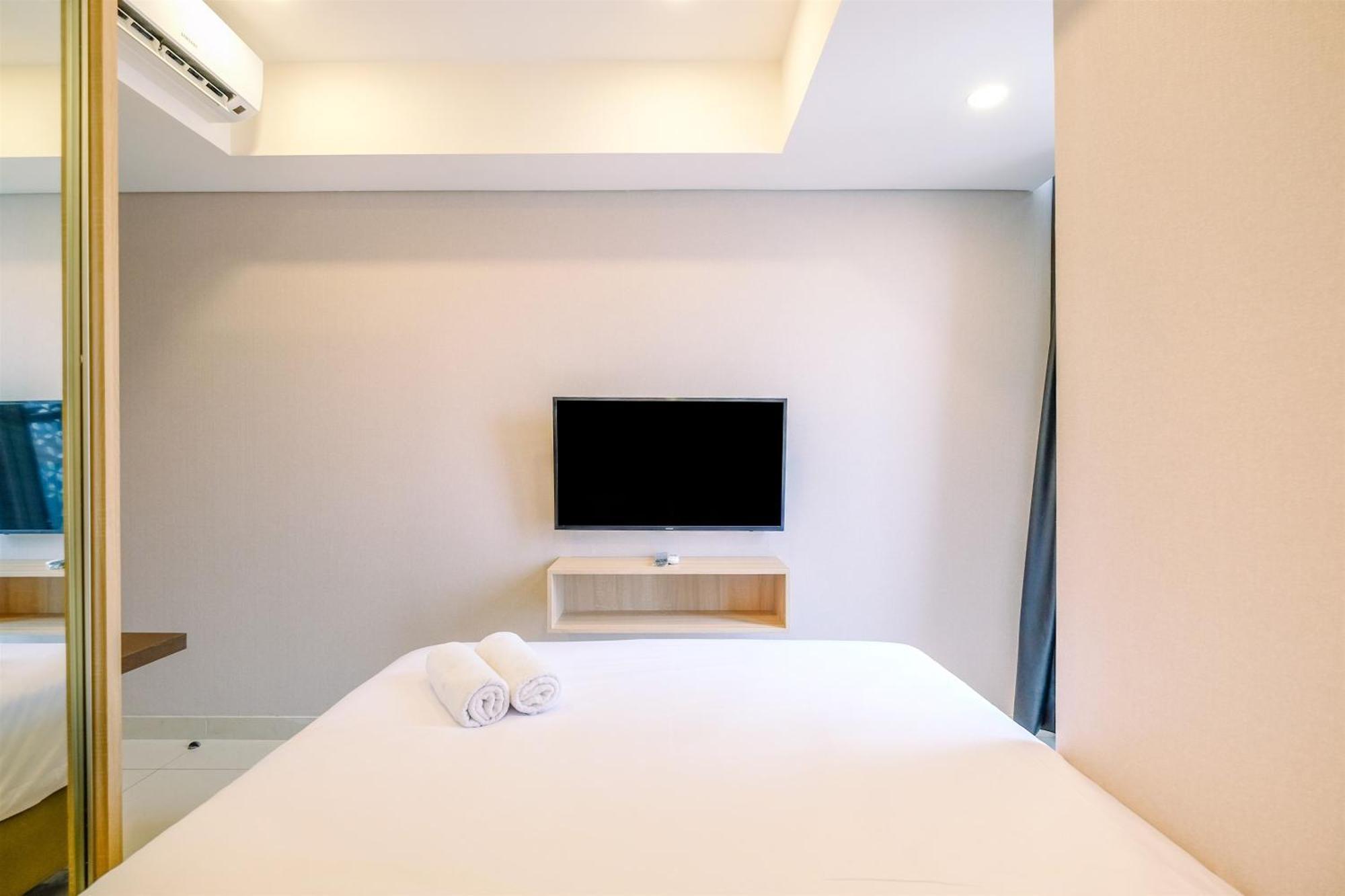 Comfortable 1br At Gold Coast By Travelio Apartemen Jakarta